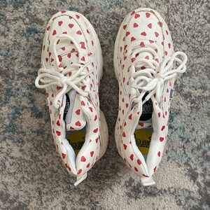 Women's Heart Pattern Sneakers